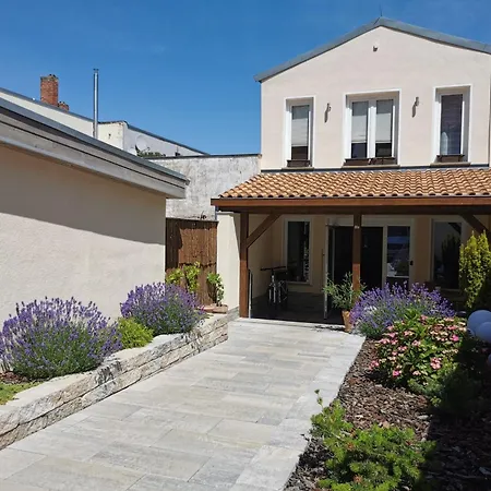 Cityhotel 3* برنبورغ